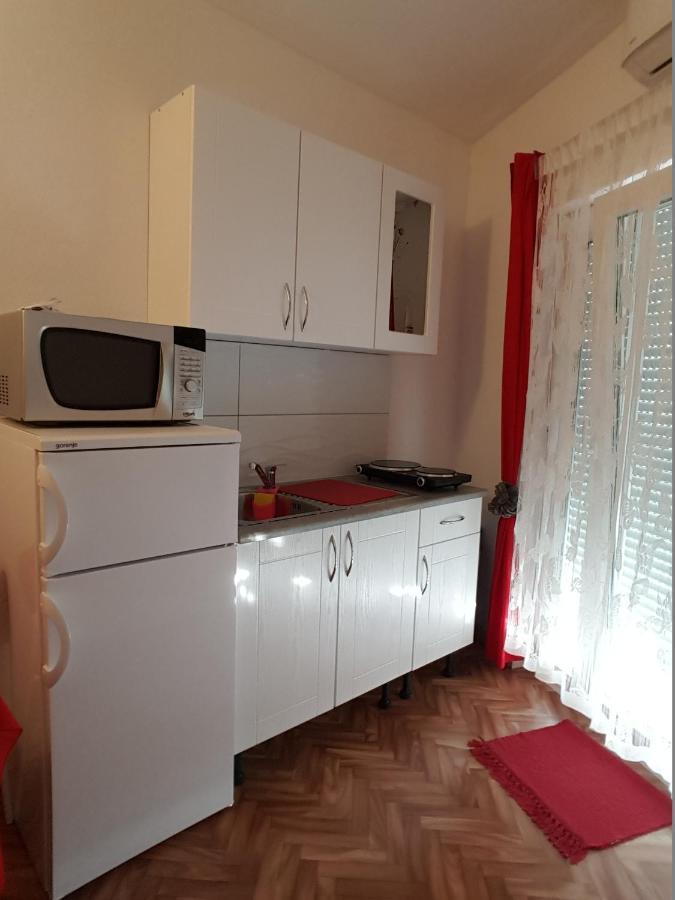 Apartments Megi Biograd Na Moru Exterior photo